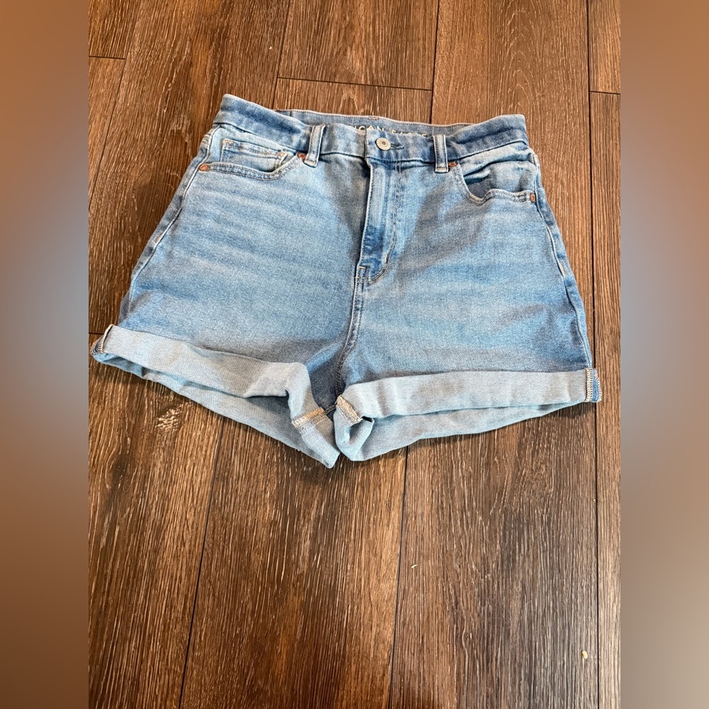 American Eagle Curvy Mom Short